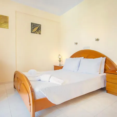 Nyaraló Poros Kavallouri